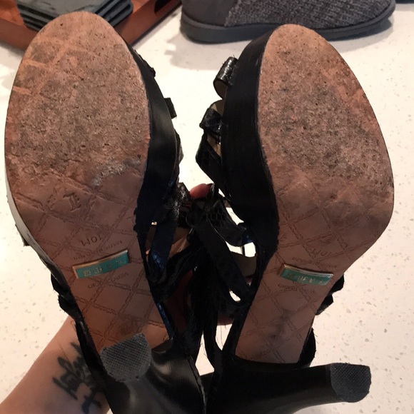 L.A.M.B. Strappy Sexy Heels - Picture 4 of 5